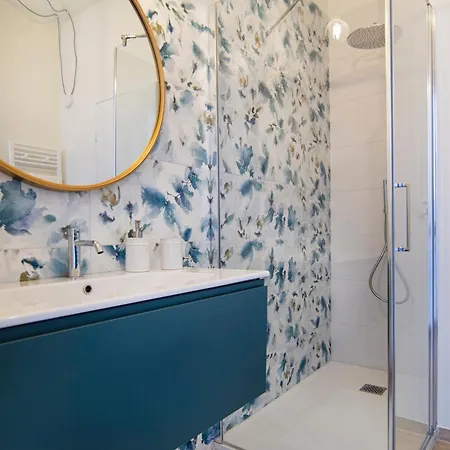 Gigi Suites&apartments Apartamento *