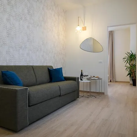 Gigi Suites&apartments Apartamento *